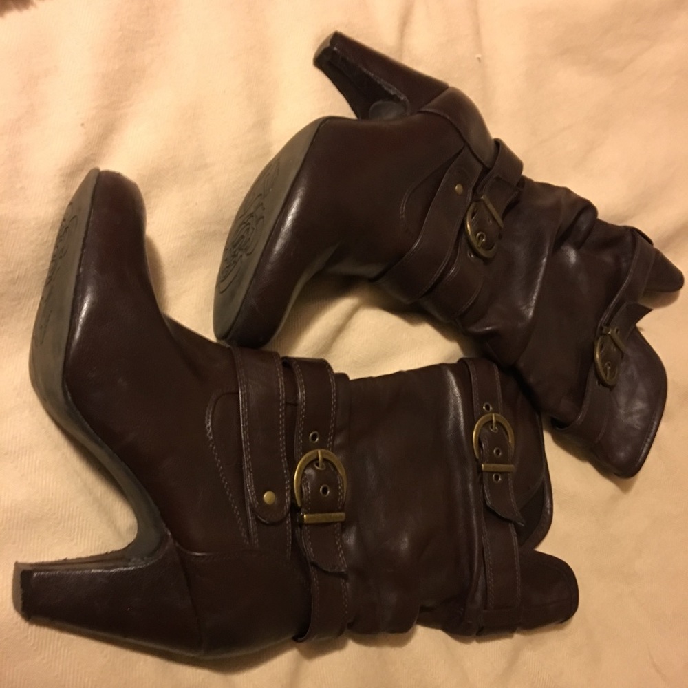 Women’s heeled boots, mid calf